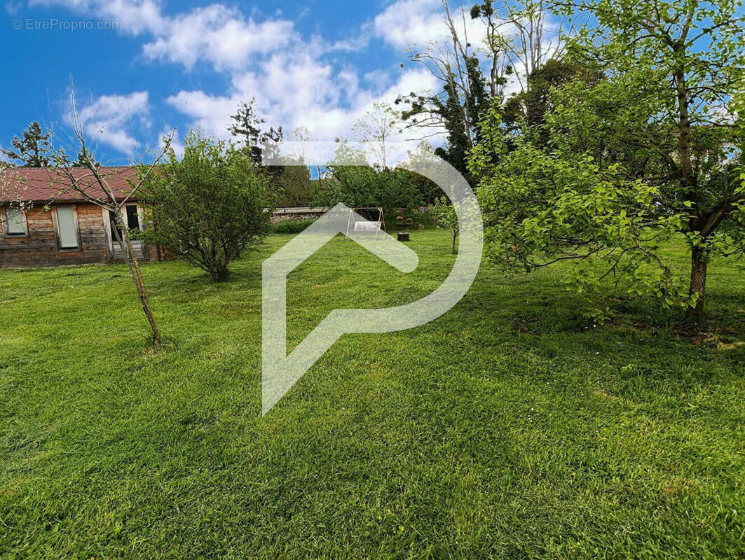 Terrain à SAINT-SEVER