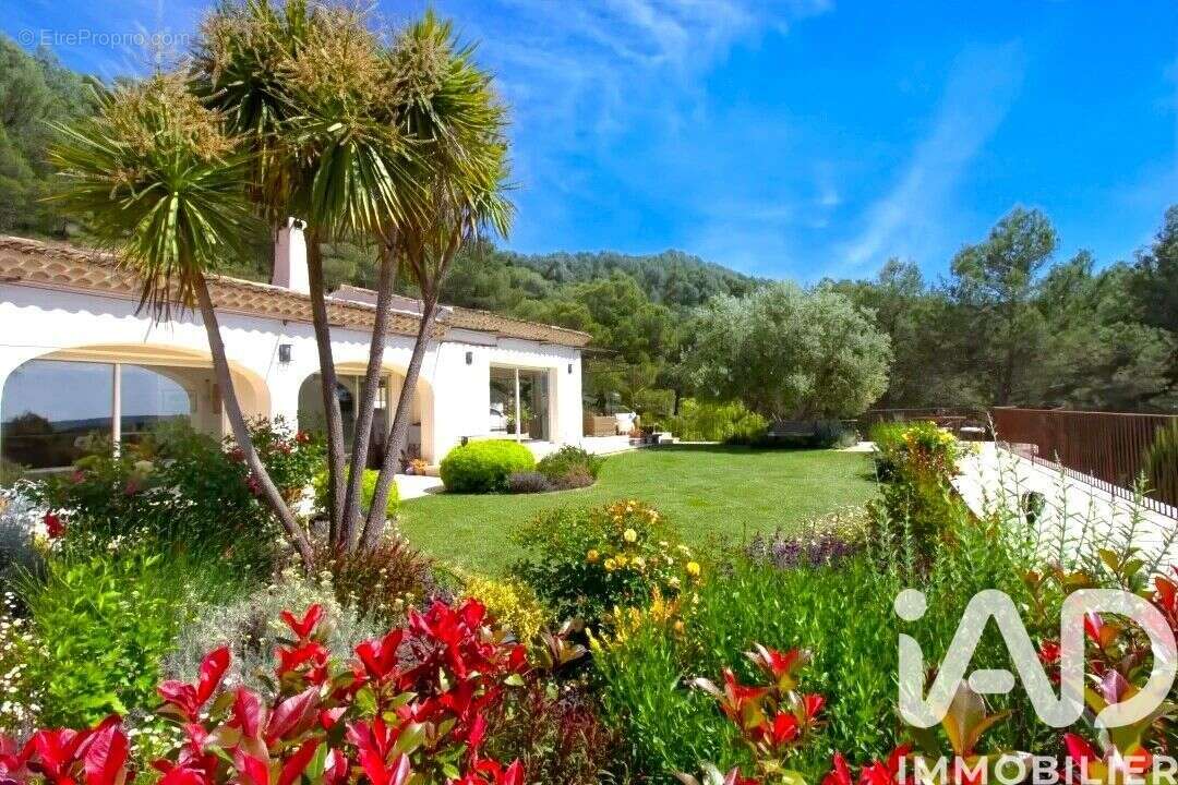 Photo 3 - Maison à ROGNES