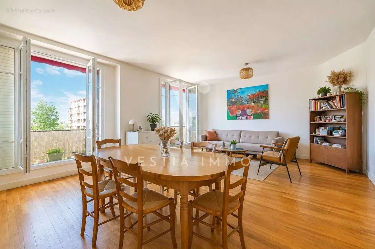 Appartement à ASNIERES-SUR-SEINE