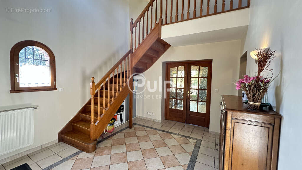 Maison à BRUAY-LA-BUISSIERE