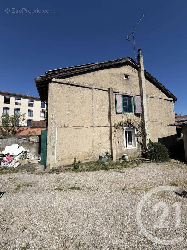 Maison à SATHONAY-CAMP