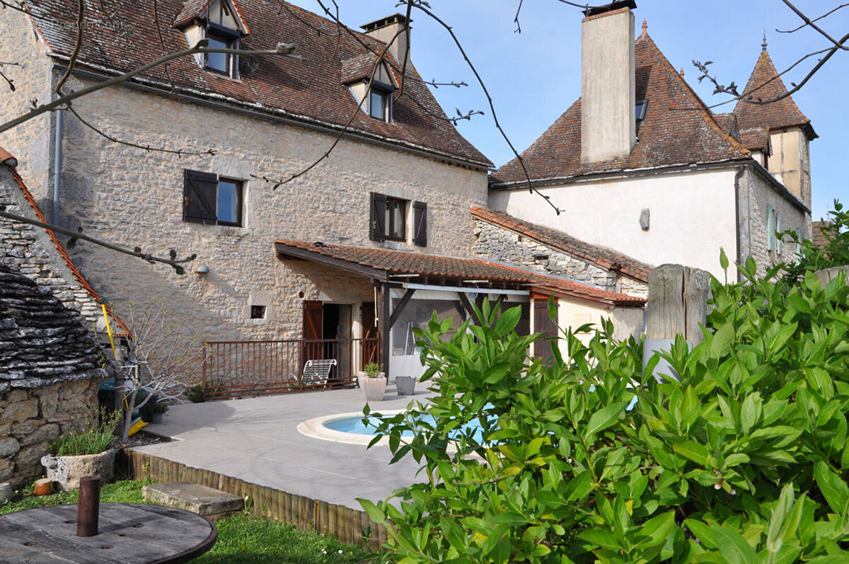 Maison à QUISSAC