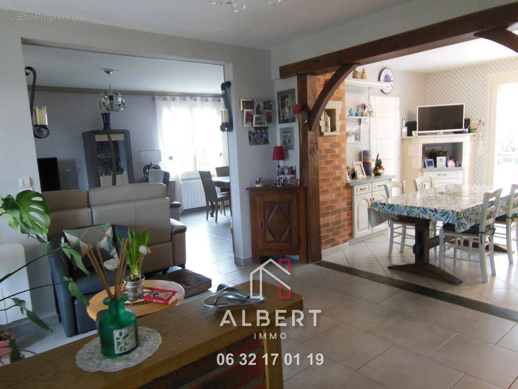 Maison à NOYANT-LA-PLAINE