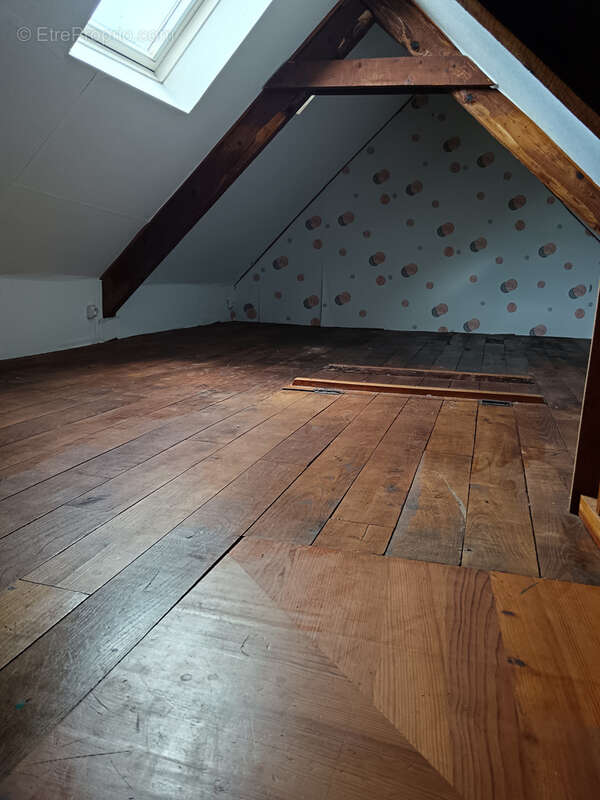 Maison à SEGLIEN