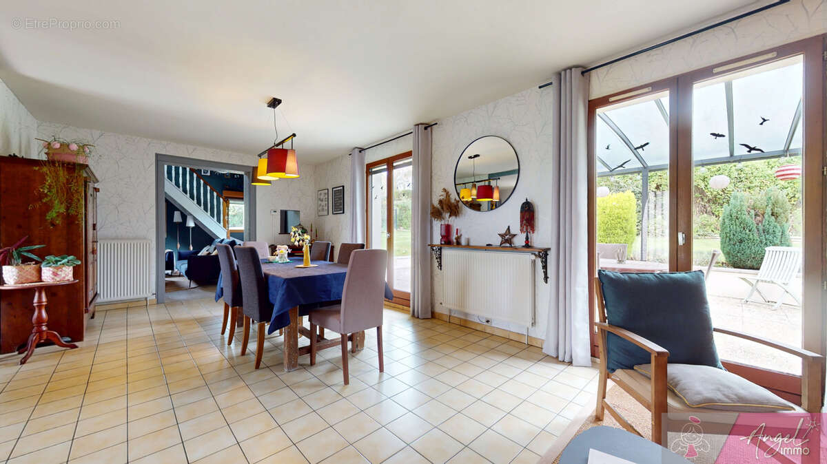 Maison à SERMANGE