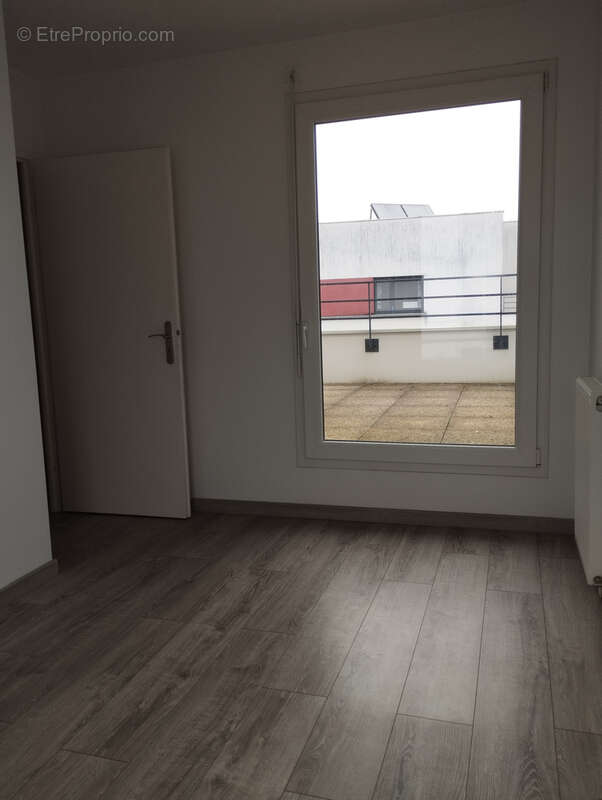 Maison à FLEURY-MEROGIS