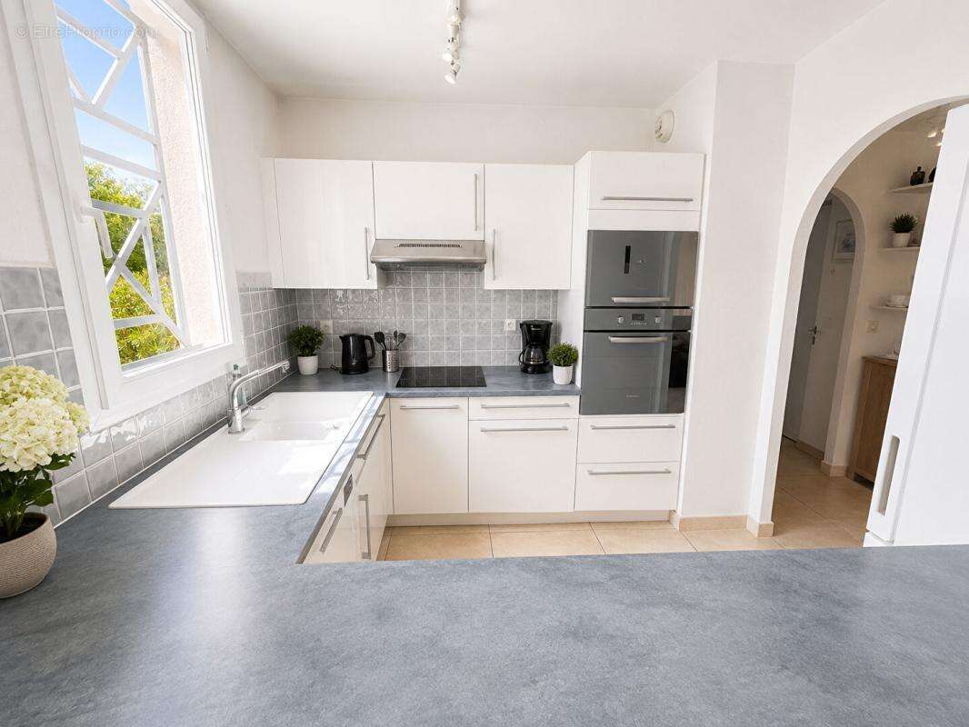Appartement 4 pièces en dernier étage avec terrasse - photo 2