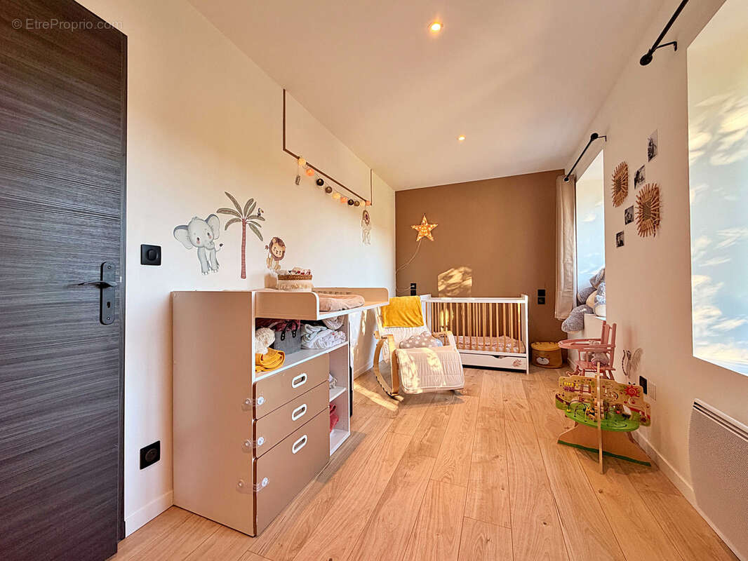 Maison à BOURGOIN-JALLIEU