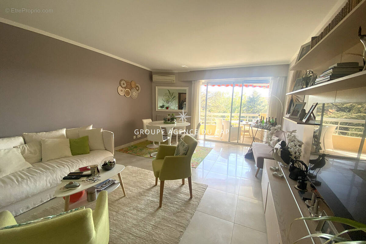 Appartement à SAINT-RAPHAEL