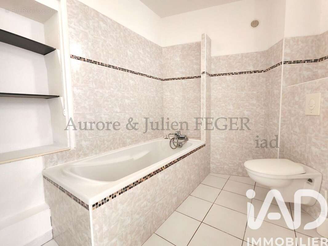 Maison 63 m² à Trouillas  - photo 7