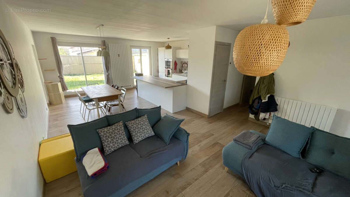 Maison à PONT-DE-L&#039;ISERE