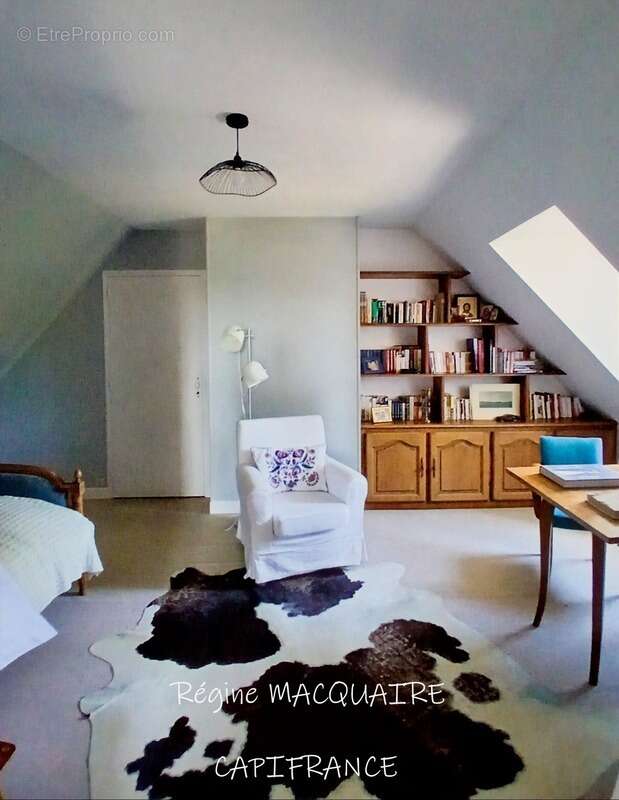 À vendre : Maison mitoyenne de 4 pièces,143 m2 env., 3 chambres sur un terrain de 1500 m2 avec panorama exceptionnel sur la camp - photo 16