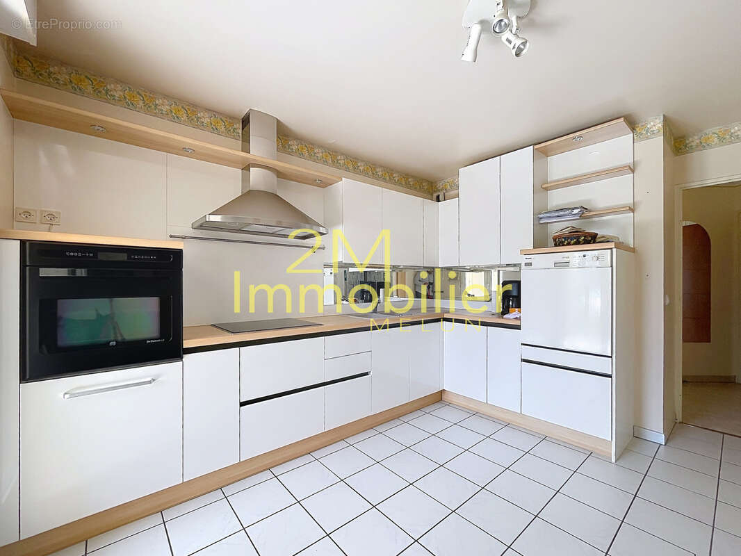 Appartement à DAMMARIE-LES-LYS