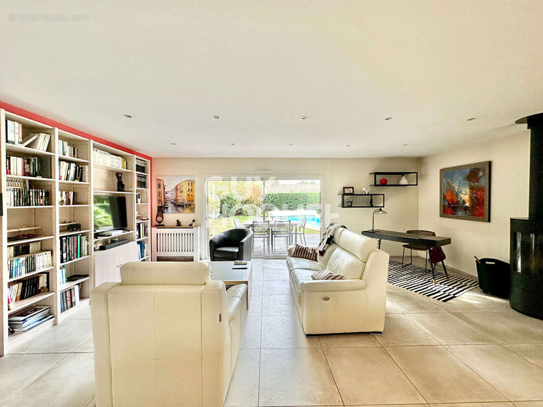 Maison à GUJAN-MESTRAS