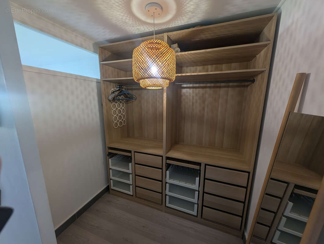 Appartement à SIX-FOURS-LES-PLAGES