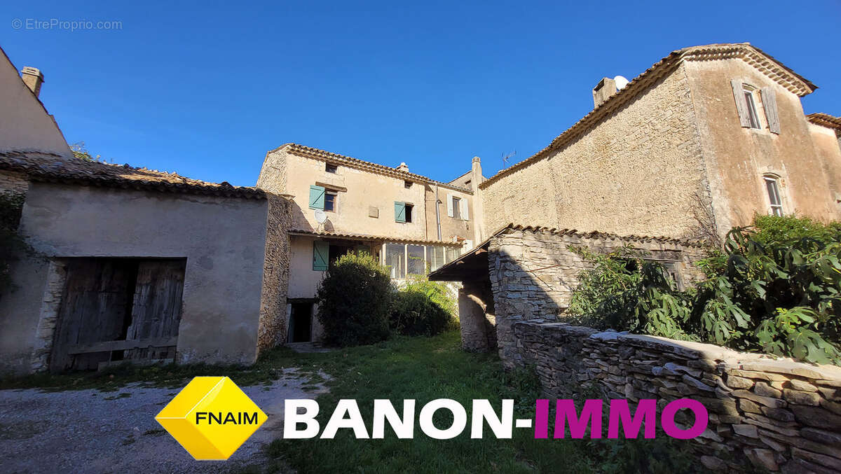 Maison à SAUMANE