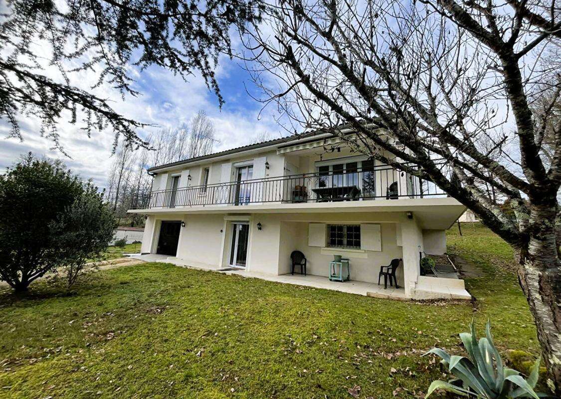 Maison à CHATEAU-L'EVEQUE