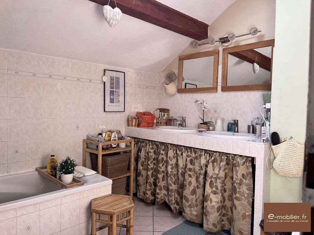 Maison à BARBERAZ
