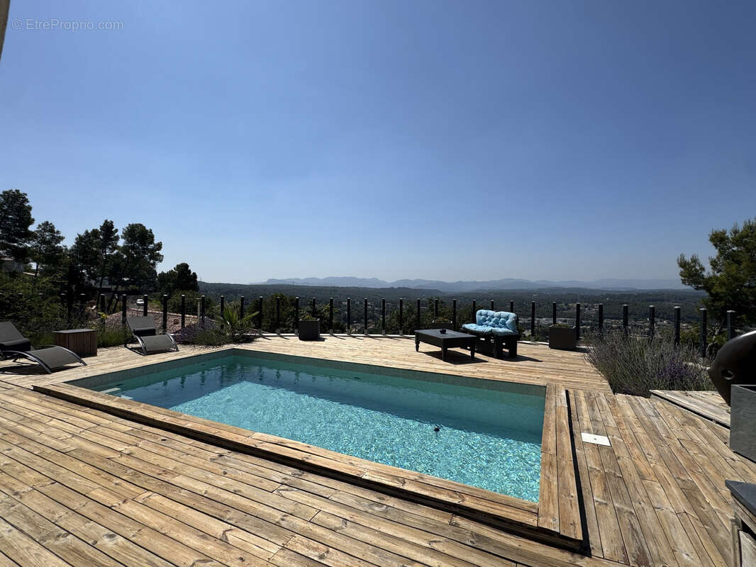 Maison à DRAGUIGNAN