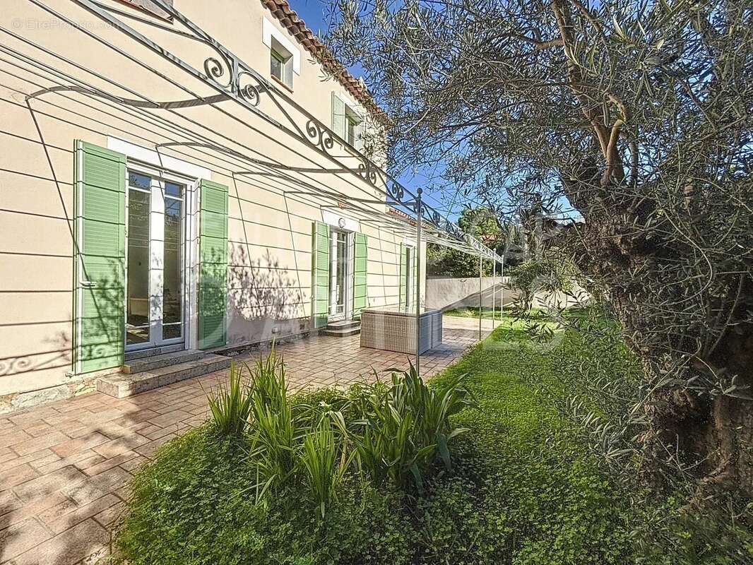 Maison à ANTIBES