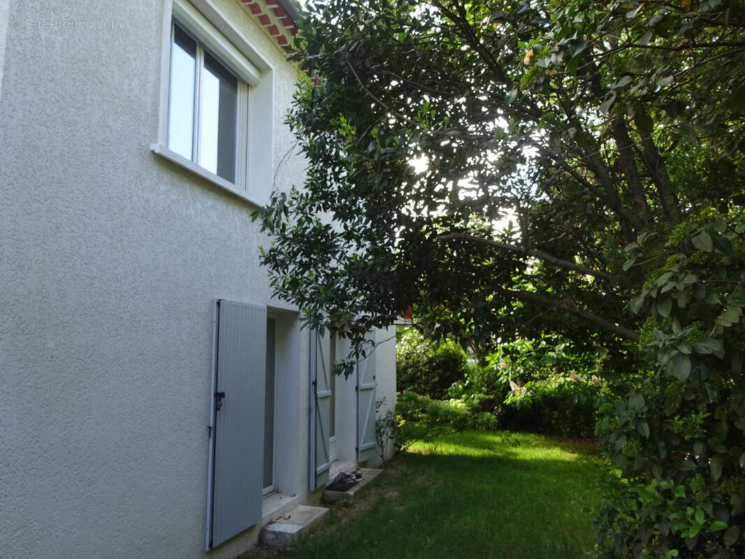 Maison à SAINT-PRIVAT-DES-VIEUX