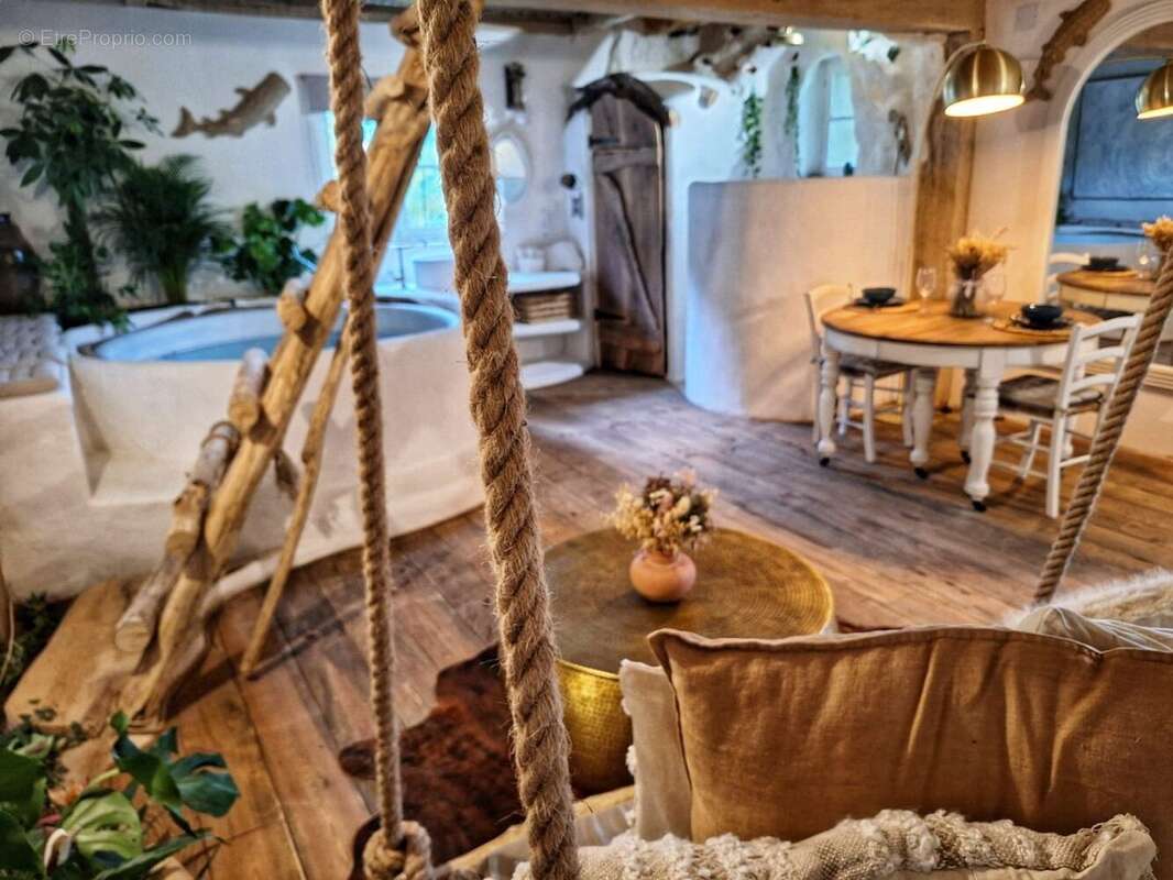 PHOTO20260204174718 4 - Maison à LA ROQUE-GAGEAC