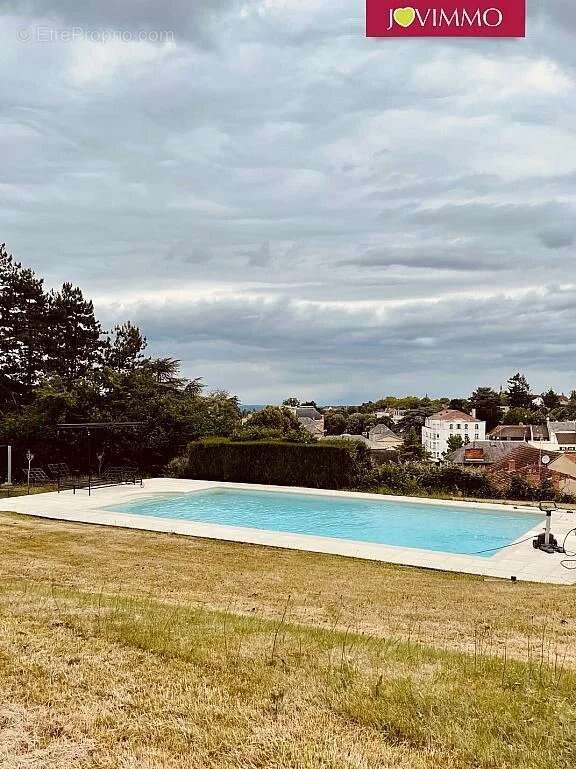 Maison à NERIS-LES-BAINS