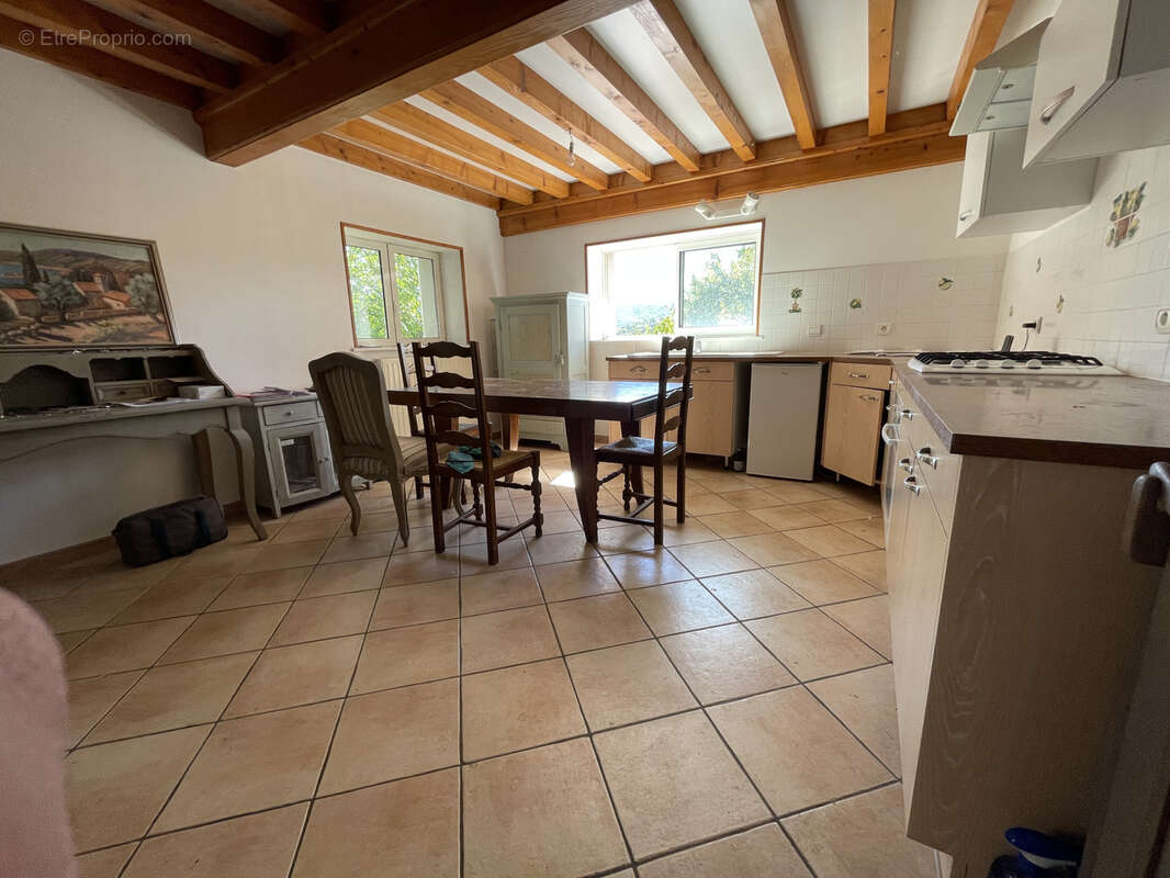 Maison à BRUSSIEU