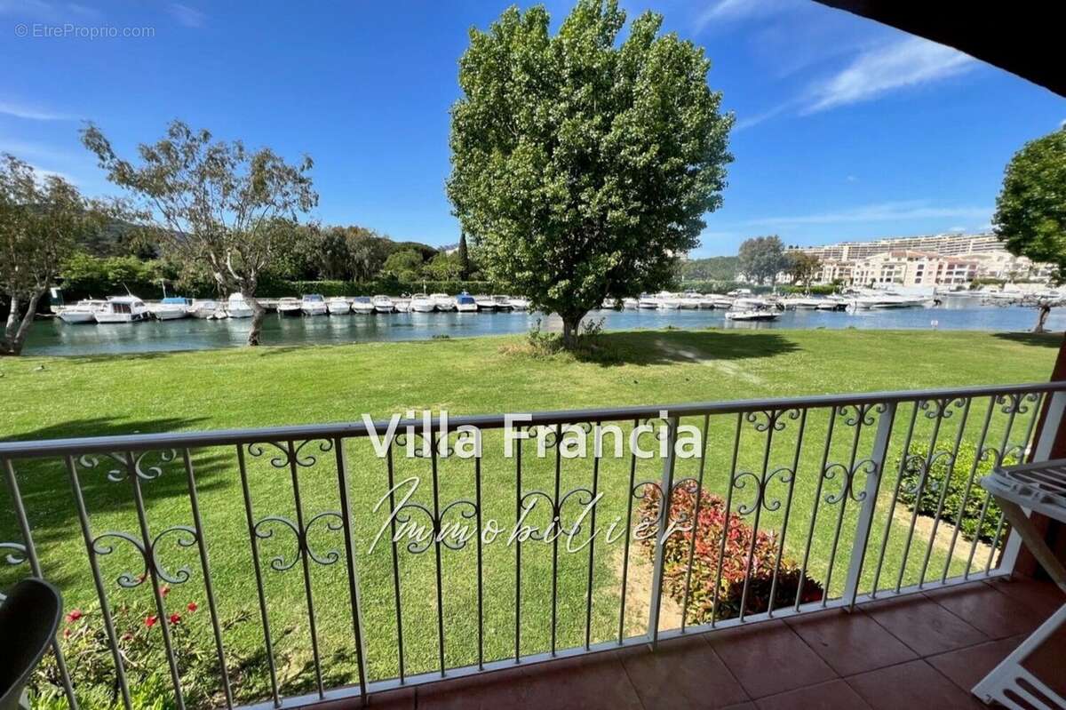 Appartement à MANDELIEU-LA-NAPOULE