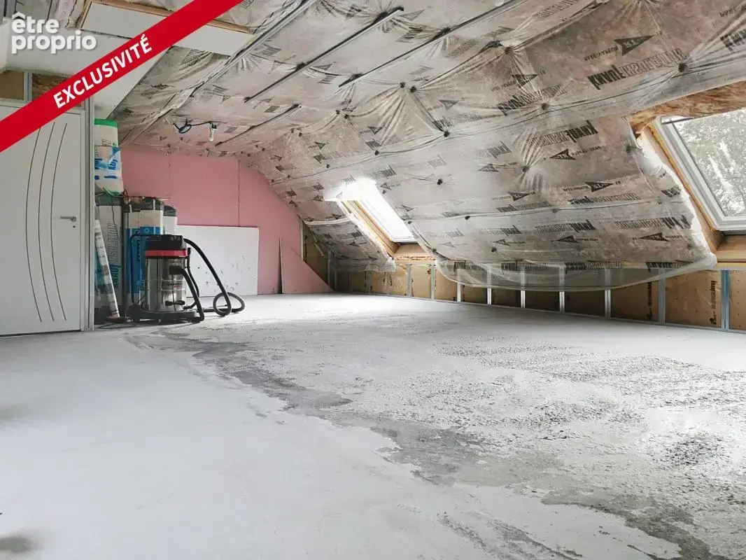 Corps de ferme, maison 220m², 6 pièces - photo 18