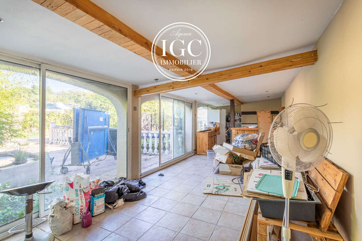 Maison à CHATEAUNEUF-LES-MARTIGUES