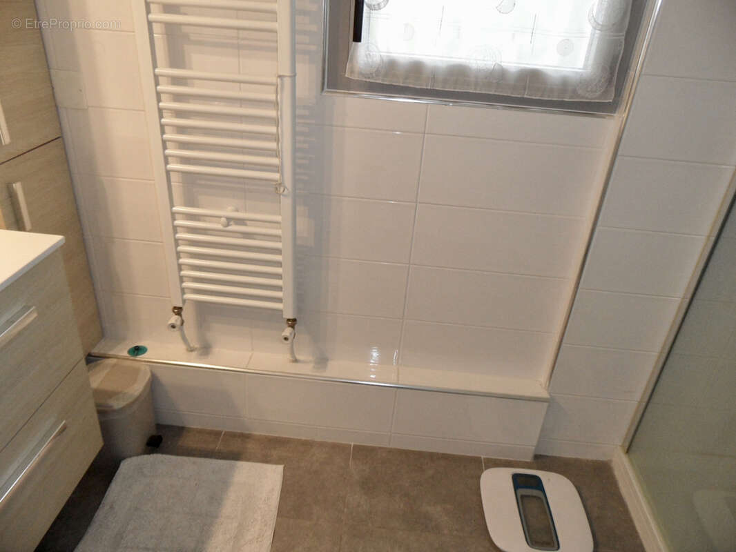 Appartement à MARSEILLE-12E