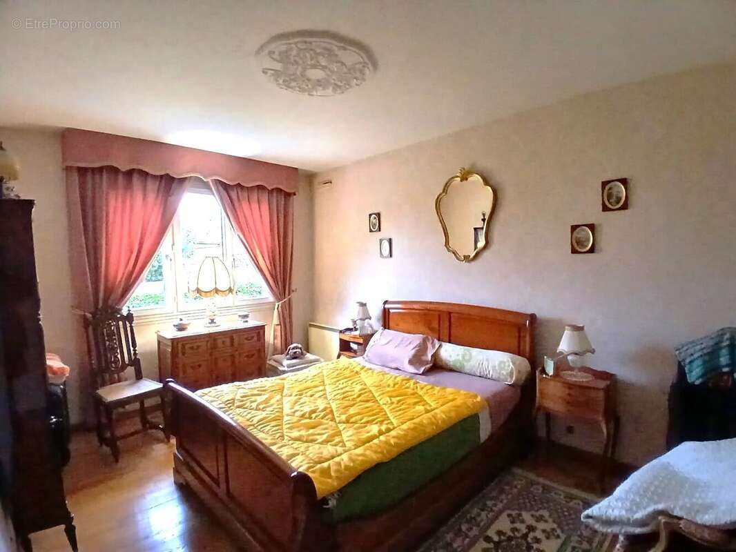 Maison à SARTROUVILLE