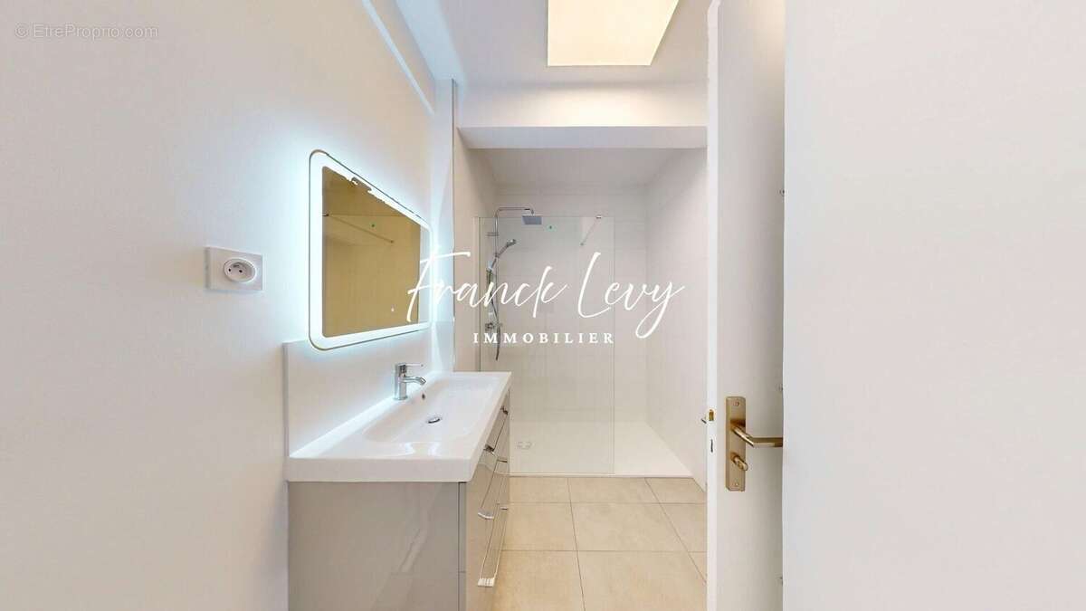 Photo 5 - Appartement à NEUILLY-SUR-SEINE