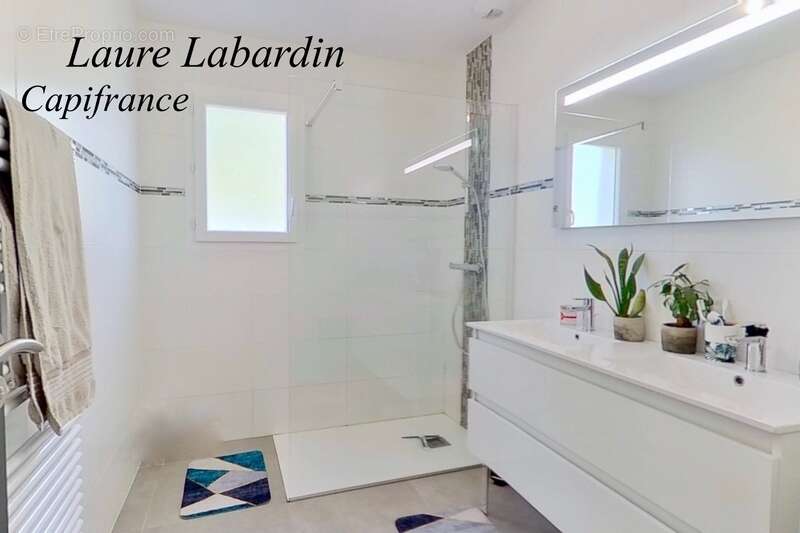 Maison à MAUVEZIN-SUR-GUPIE