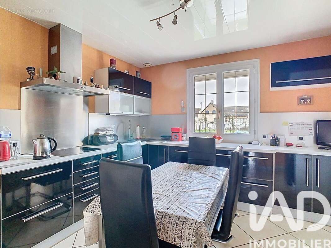 Photo 6 - Maison à CONNANTRE