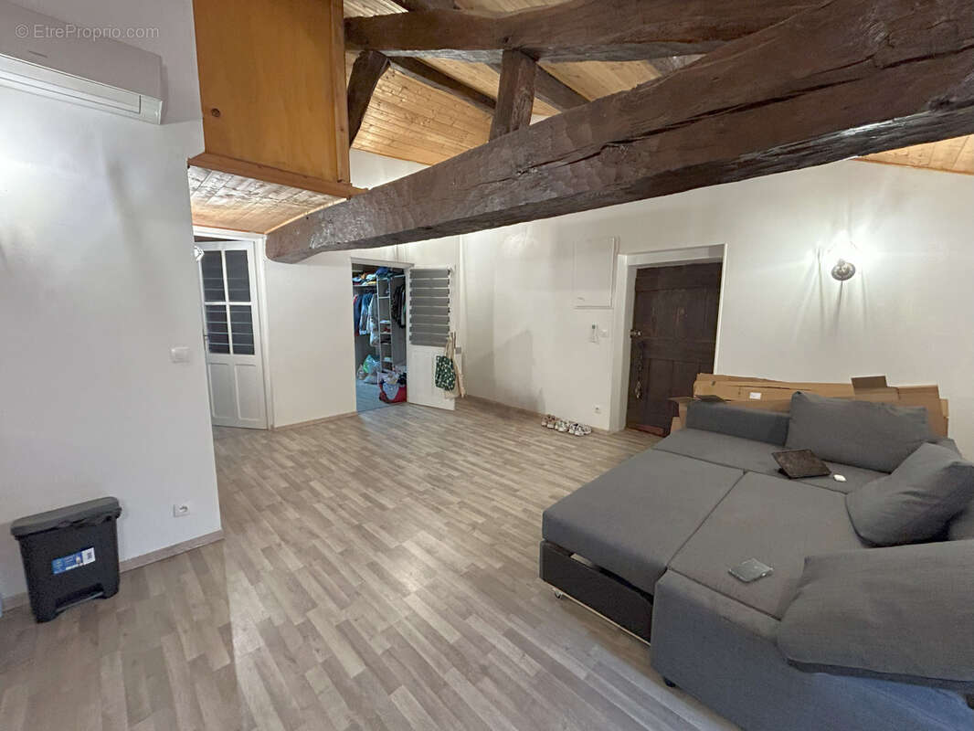 Appartement à CHATILLON-SUR-CHALARONNE