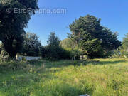 Terrain à LE POULIGUEN