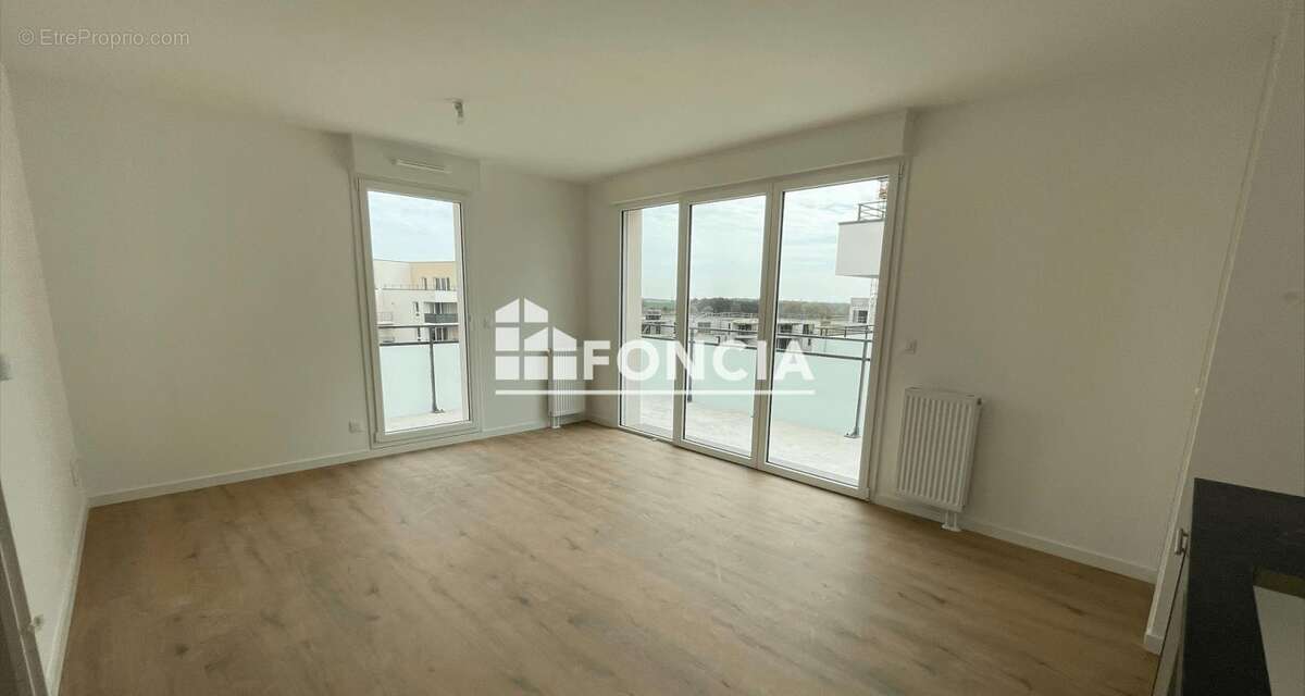 Appartement à EPRON