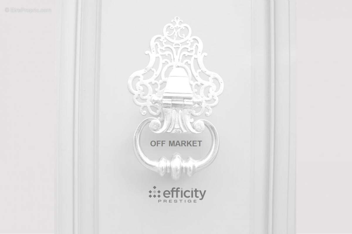 Maison à SAINT-EMILION