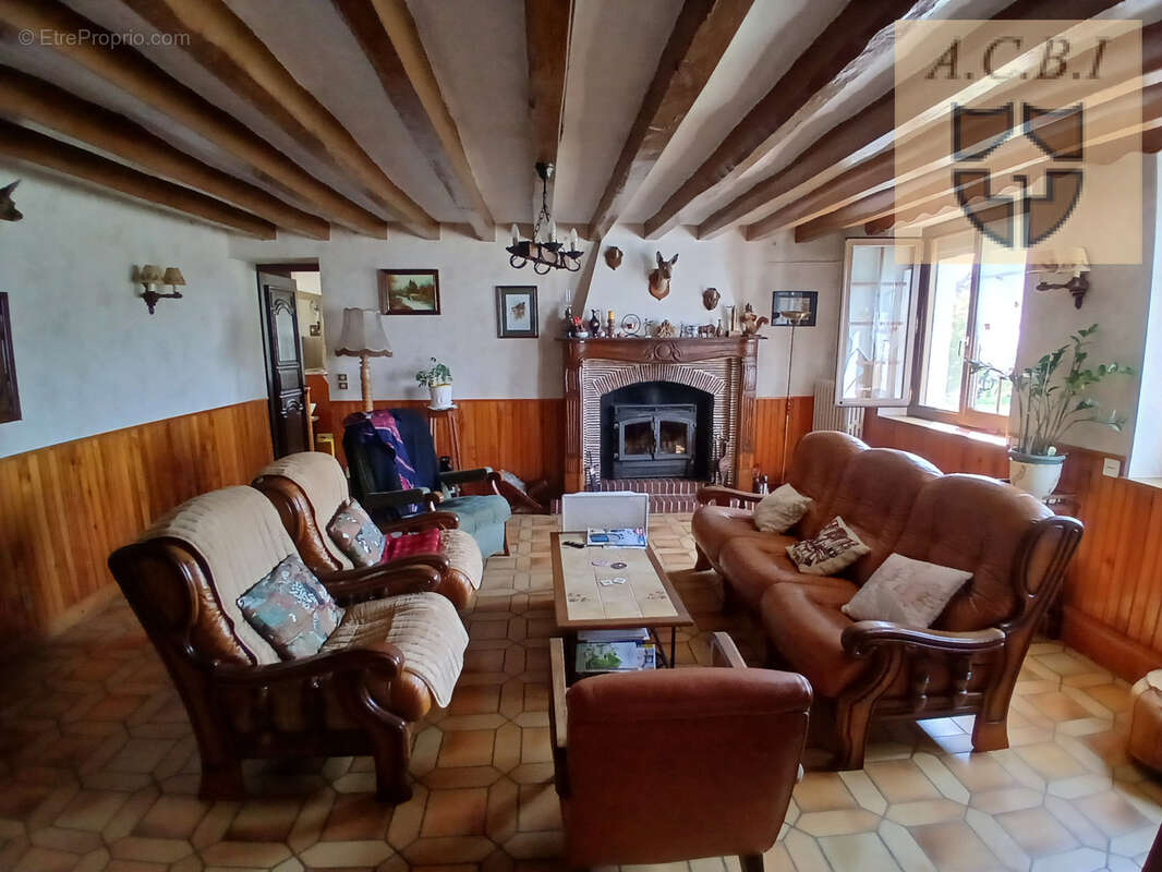 Maison à HOUSSAY
