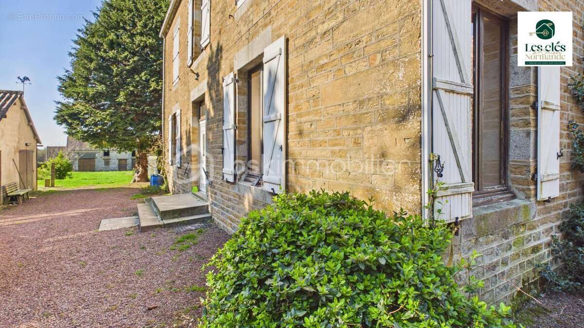 Une maison bourgeoise, cinq chambres, un parc de plus de 4 000 m²… et encore du potentiel ! - photo 18