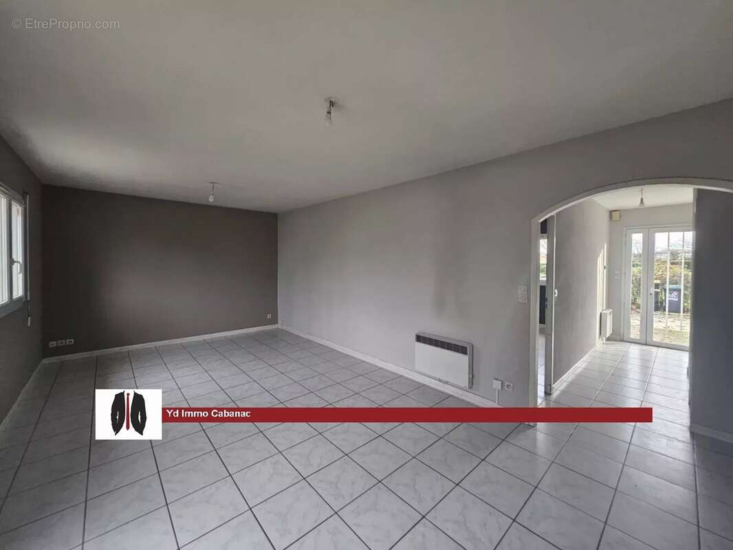 Maison à CASTRES-GIRONDE