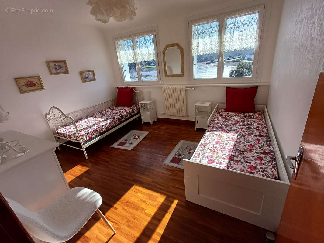 Maison à PLOUGASNOU