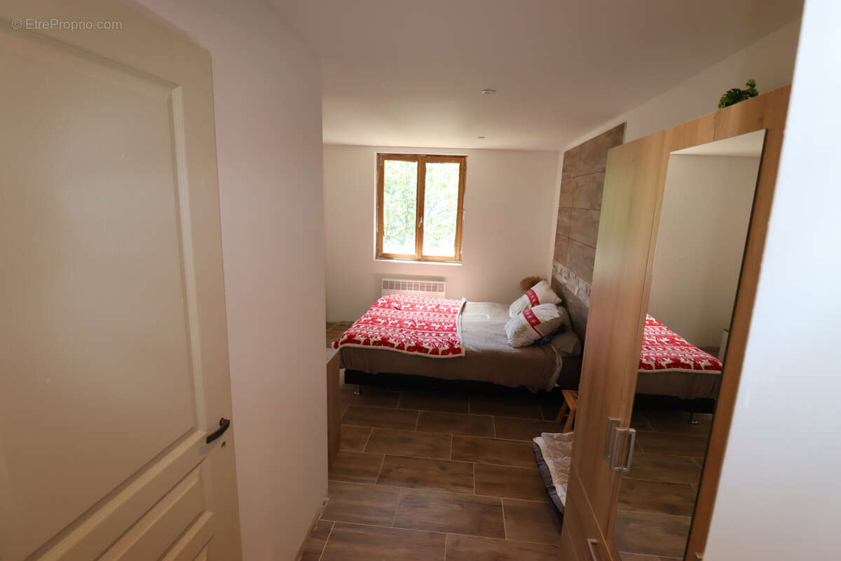 Maison à VILLARS-COLMARS