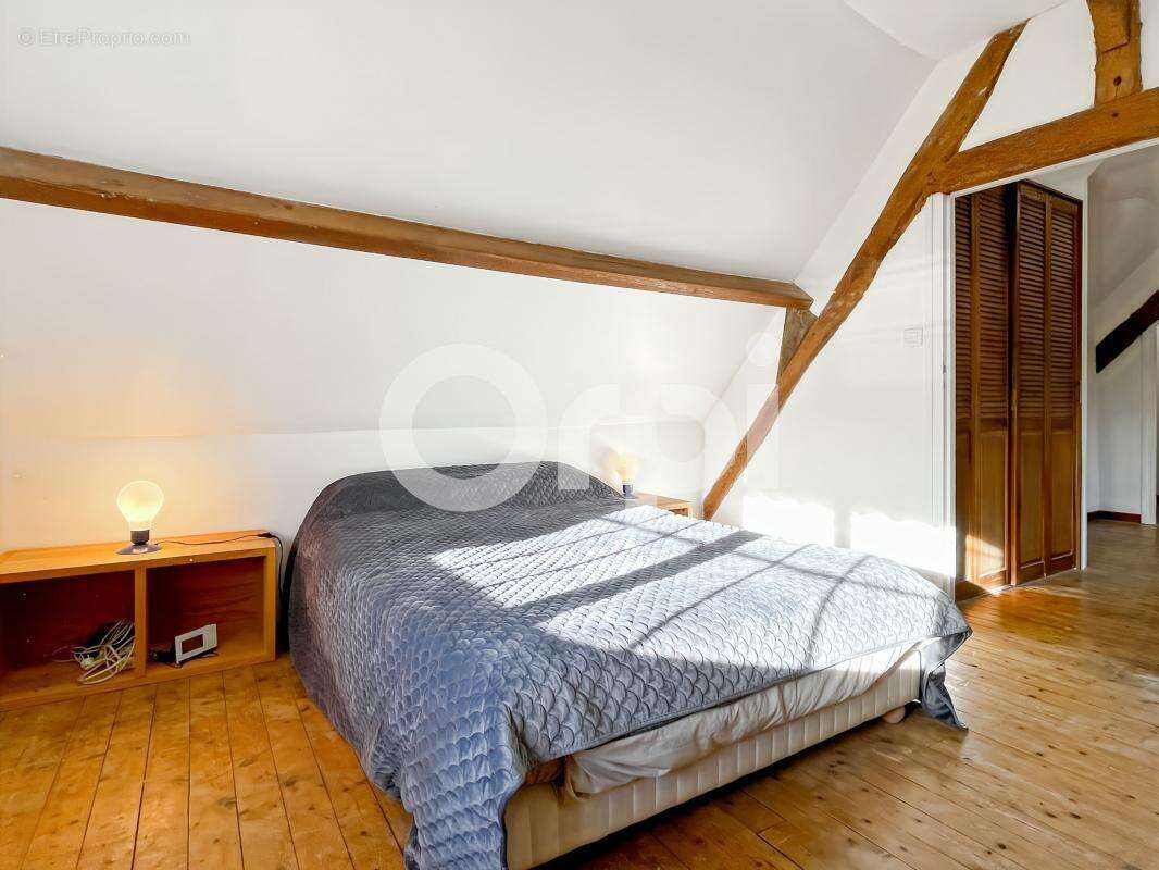 Maison à MARCILLY-LA-CAMPAGNE