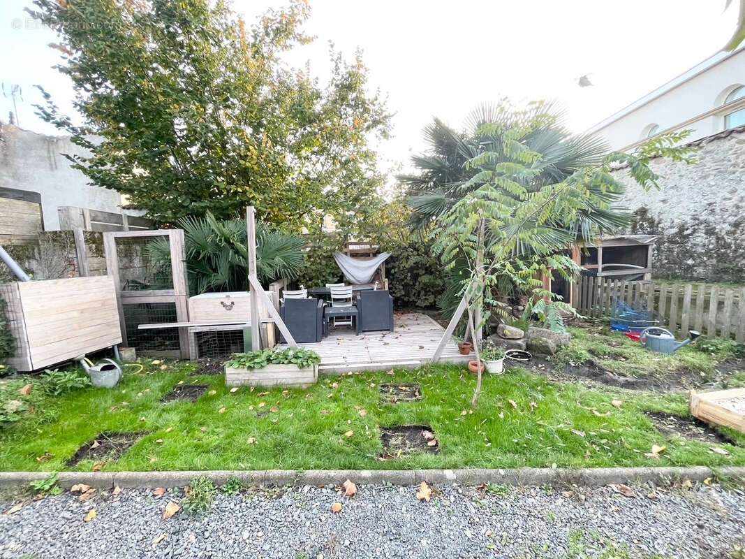 Maison à SAINT-ANDRE-DE-LA-MARCHE