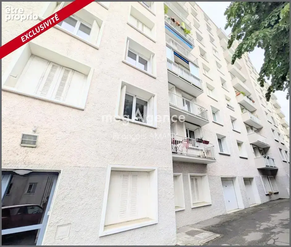 Rue Sœur Bouvier  T2 de 48 m² avec beau potentiel - photo 7