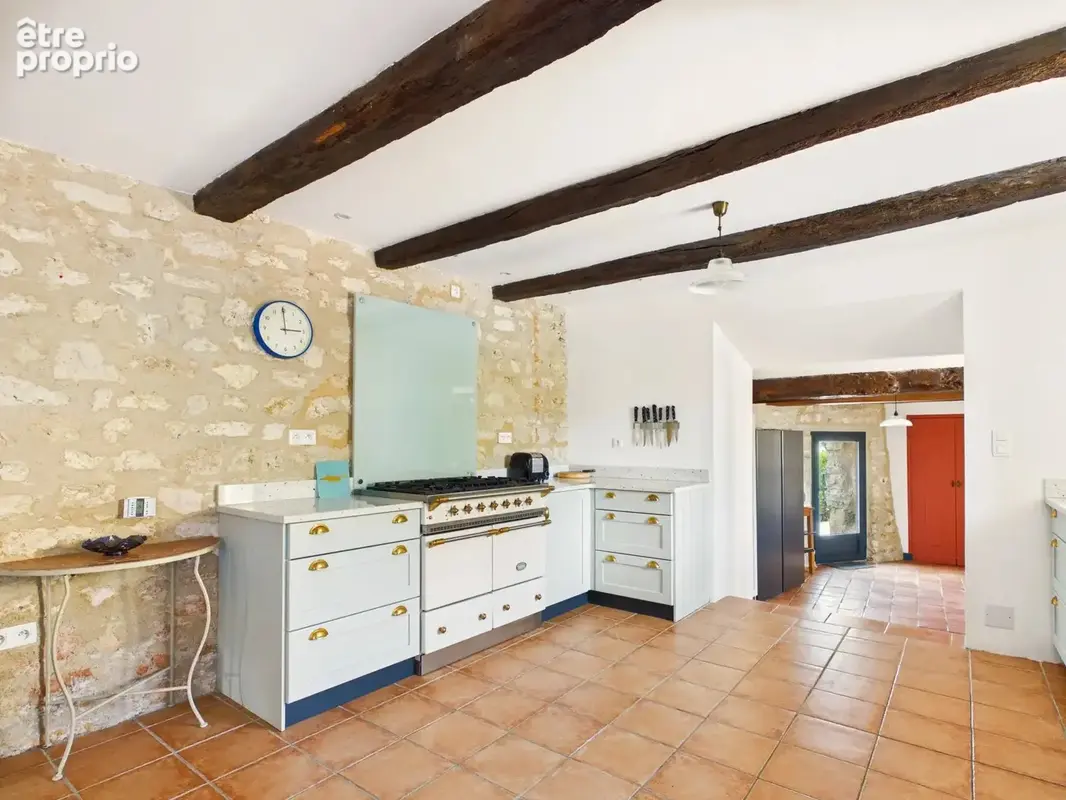 Maison en pierre rénovée avec 4 chambres et 4 salles d'eau dans le « Triangle d'Or » de Gaillac - photo 11