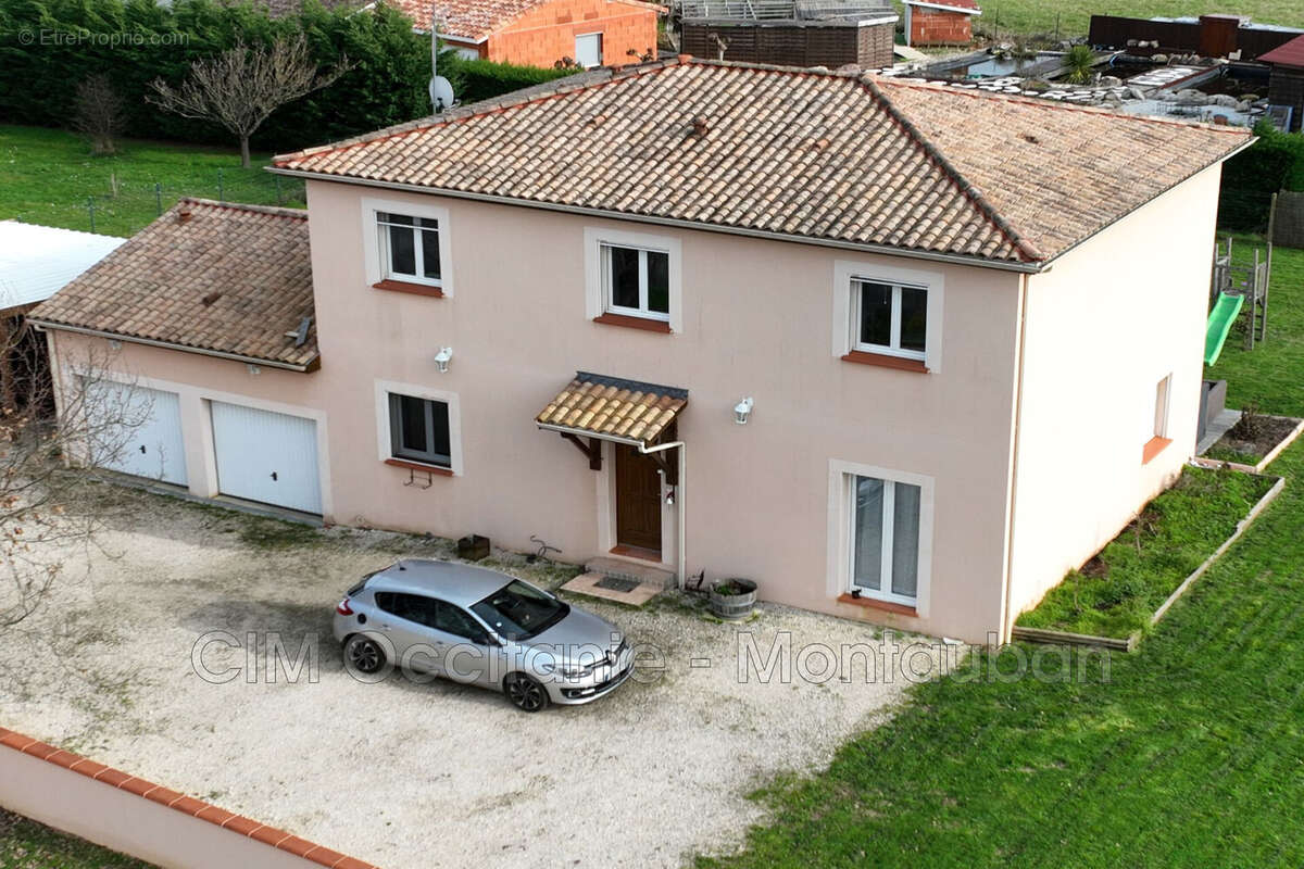 Maison à CASTELSARRASIN